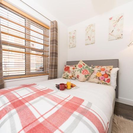 קינגסטון אפון הול City Centre Posh Parlour Gated Parking 1Bed Wifi מראה חיצוני תמונה