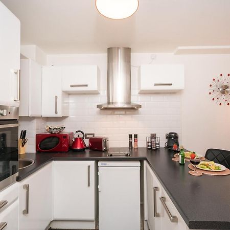 קינגסטון אפון הול City Centre Posh Parlour Gated Parking 1Bed Wifi מראה חיצוני תמונה