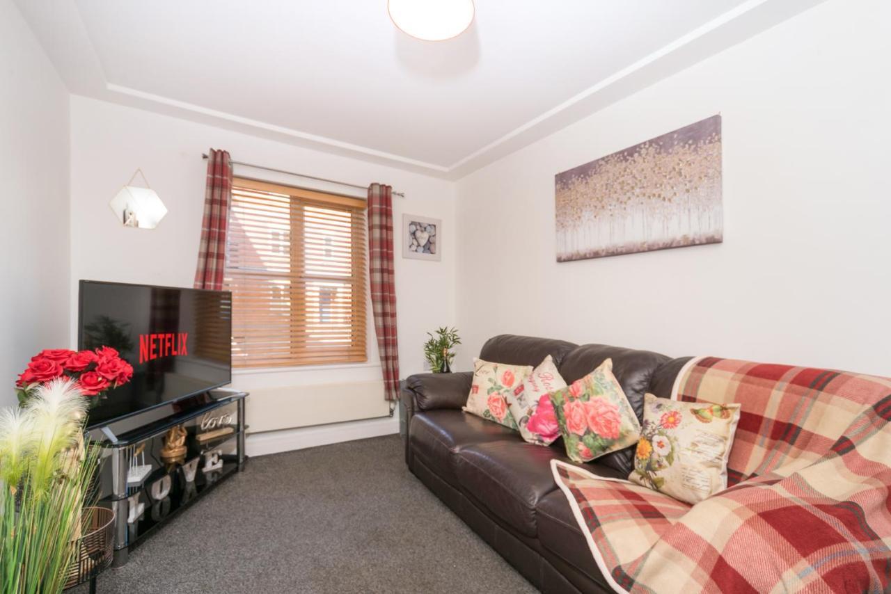 קינגסטון אפון הול City Centre Posh Parlour Gated Parking 1Bed Wifi מראה חיצוני תמונה