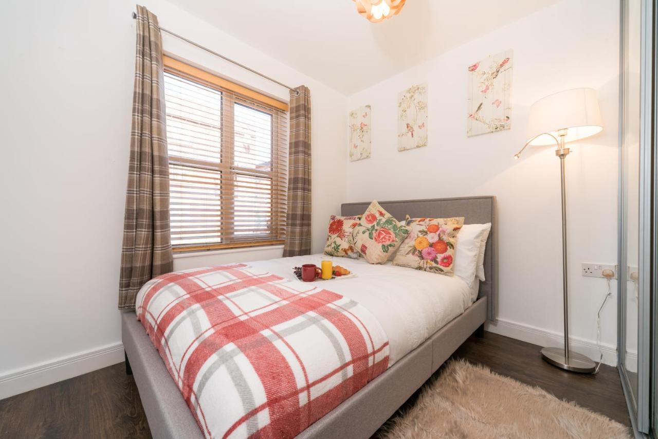 קינגסטון אפון הול City Centre Posh Parlour Gated Parking 1Bed Wifi מראה חיצוני תמונה