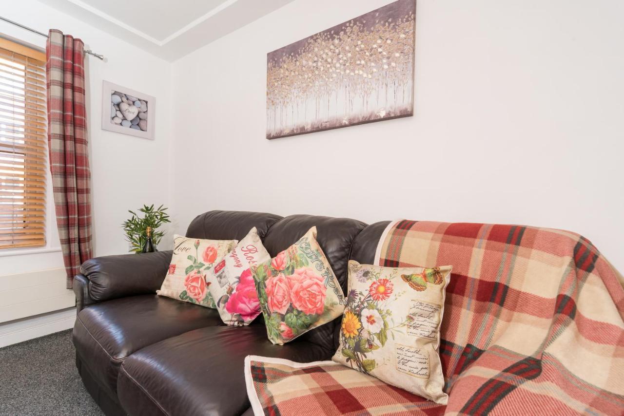 קינגסטון אפון הול City Centre Posh Parlour Gated Parking 1Bed Wifi מראה חיצוני תמונה